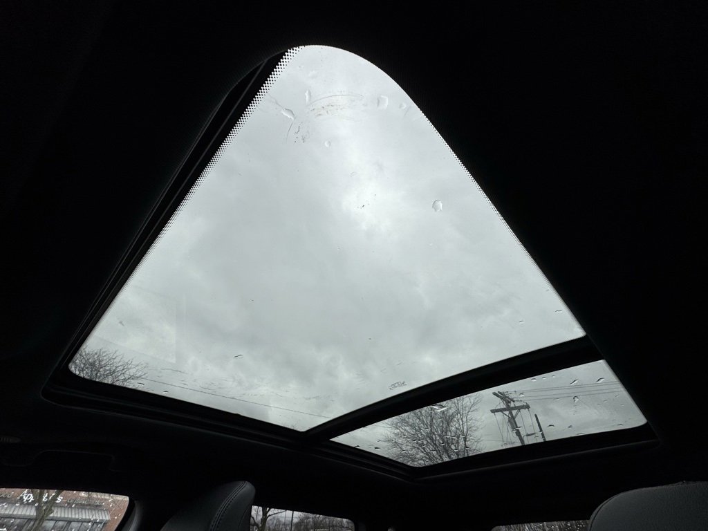 Used 2024 Jeep Compass Trailhawk w/ Sun and Sound Group image 27