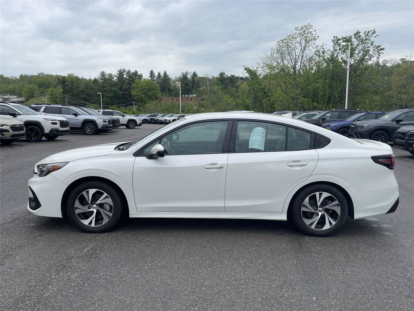 Certified 2025 Subaru Legacy Premium AWD/4WD image 2