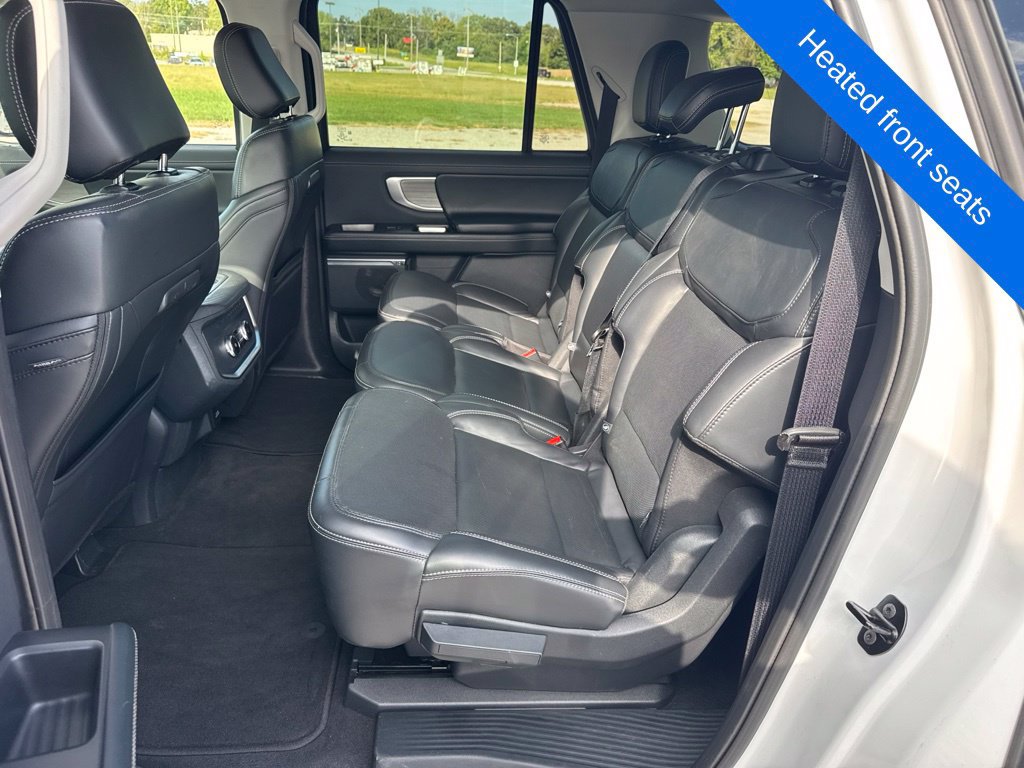 Used 2025 Ford Expedition Max Platinum AWD/4WD image 21
