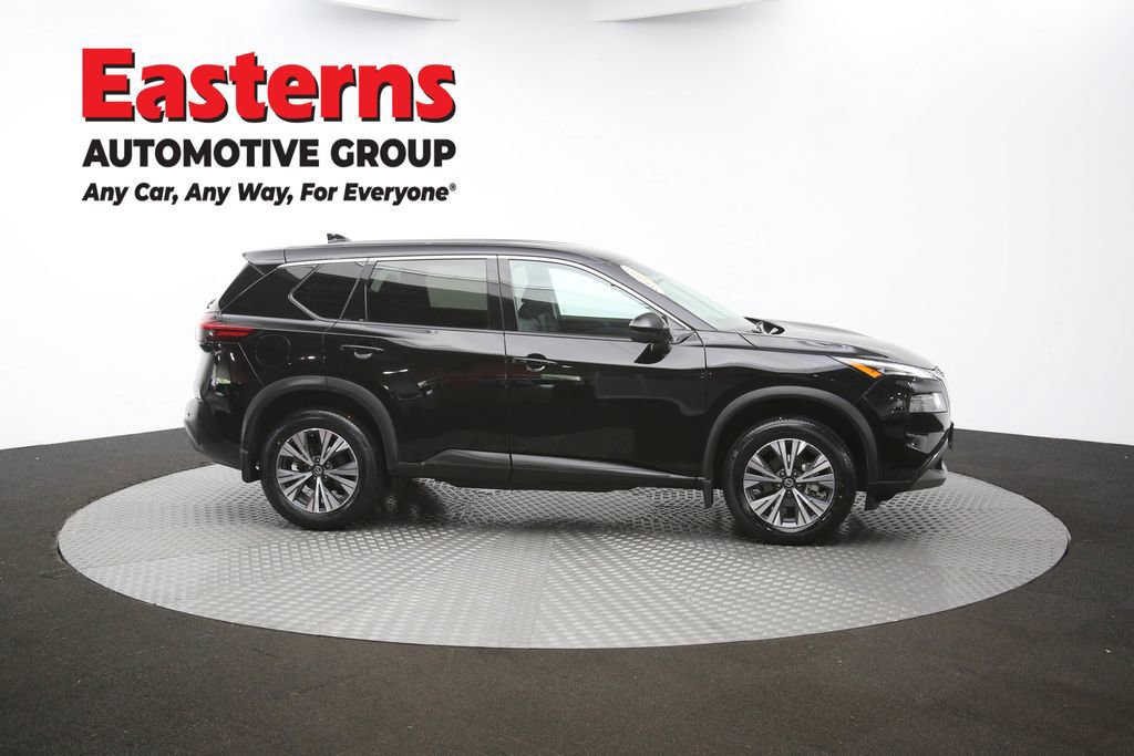 Used 2021 Nissan Rogue SV image 43