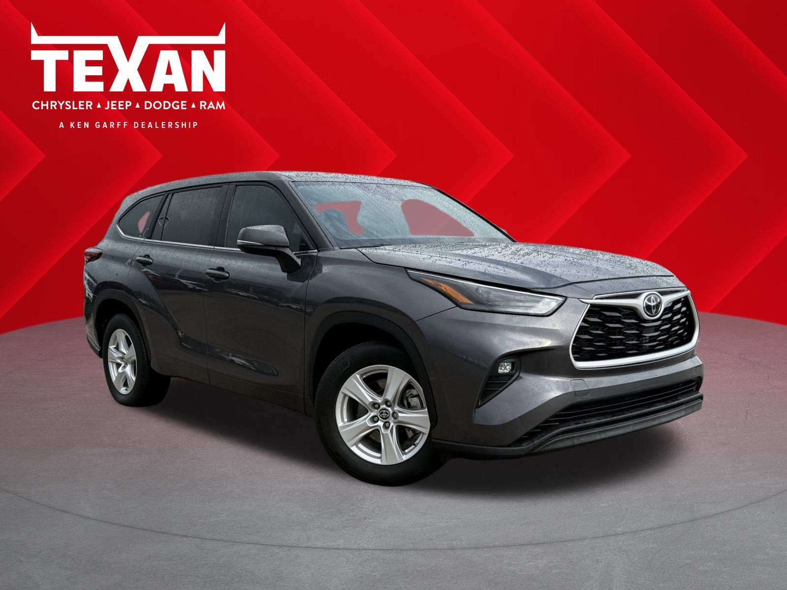 Used 2023 Toyota Highlander L video 1