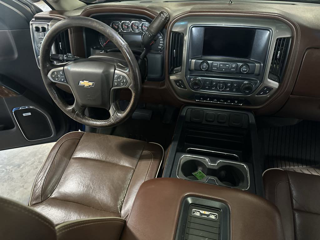Used 2016 Chevrolet Silverado 2500 High Country w/ Duramax Plus Package image 32