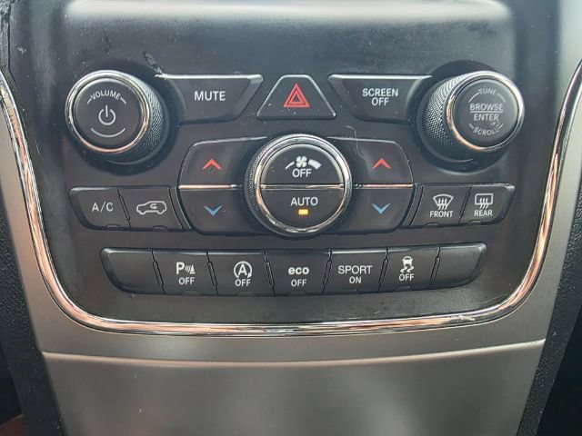 Used 2018 Jeep Grand Cherokee Laredo AWD/4WD image 22