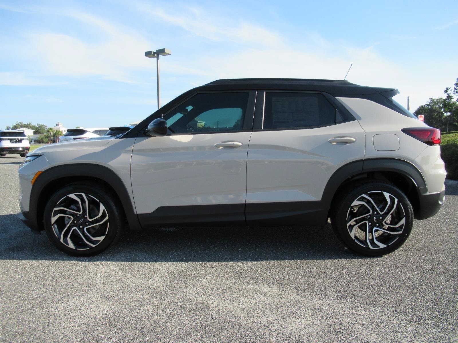 New 2026 Chevrolet TrailBlazer RS w/ Convenience Package FWD image 4