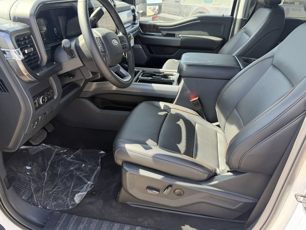 Used 2026 Ford F250 Lariat RWD image 27