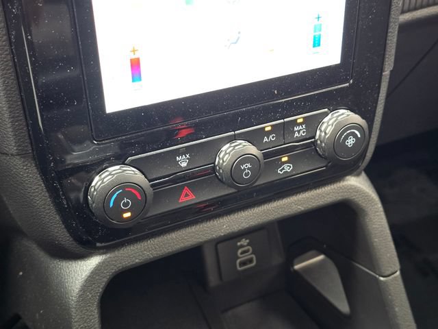 Used 2025 Ford Ranger XLT w/ Trailer Tow Package RWD image 31