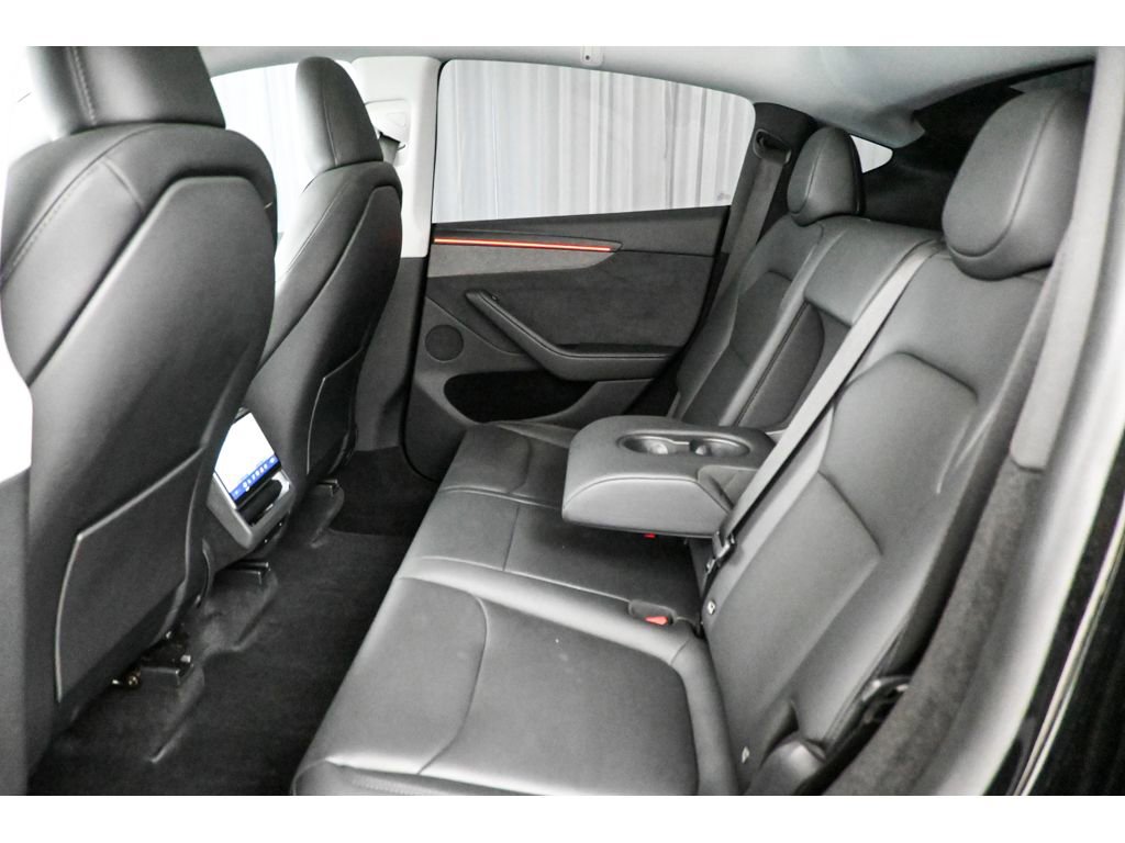 Used 2026 Tesla Model Y Long Range RWD image 21