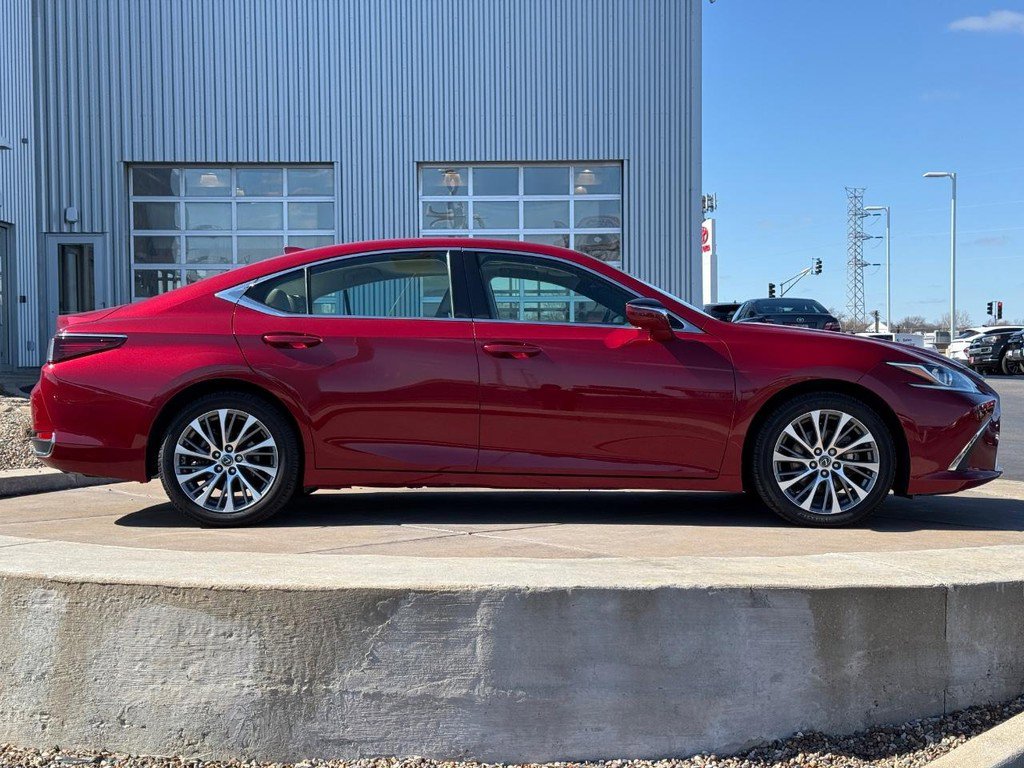 Used 2021 Lexus ES 250 ES 250 AWD w/ Premium Package video 2