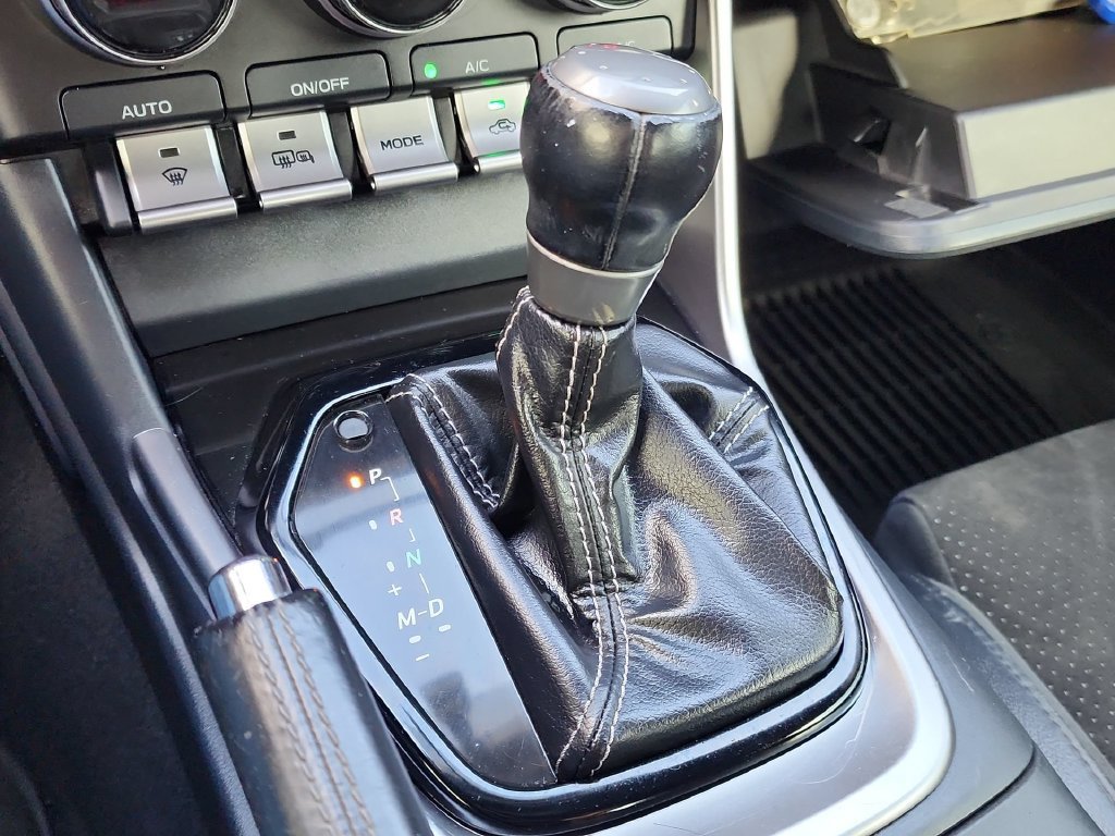 Used 2022 Toyota GR86 Premium RWD image 19