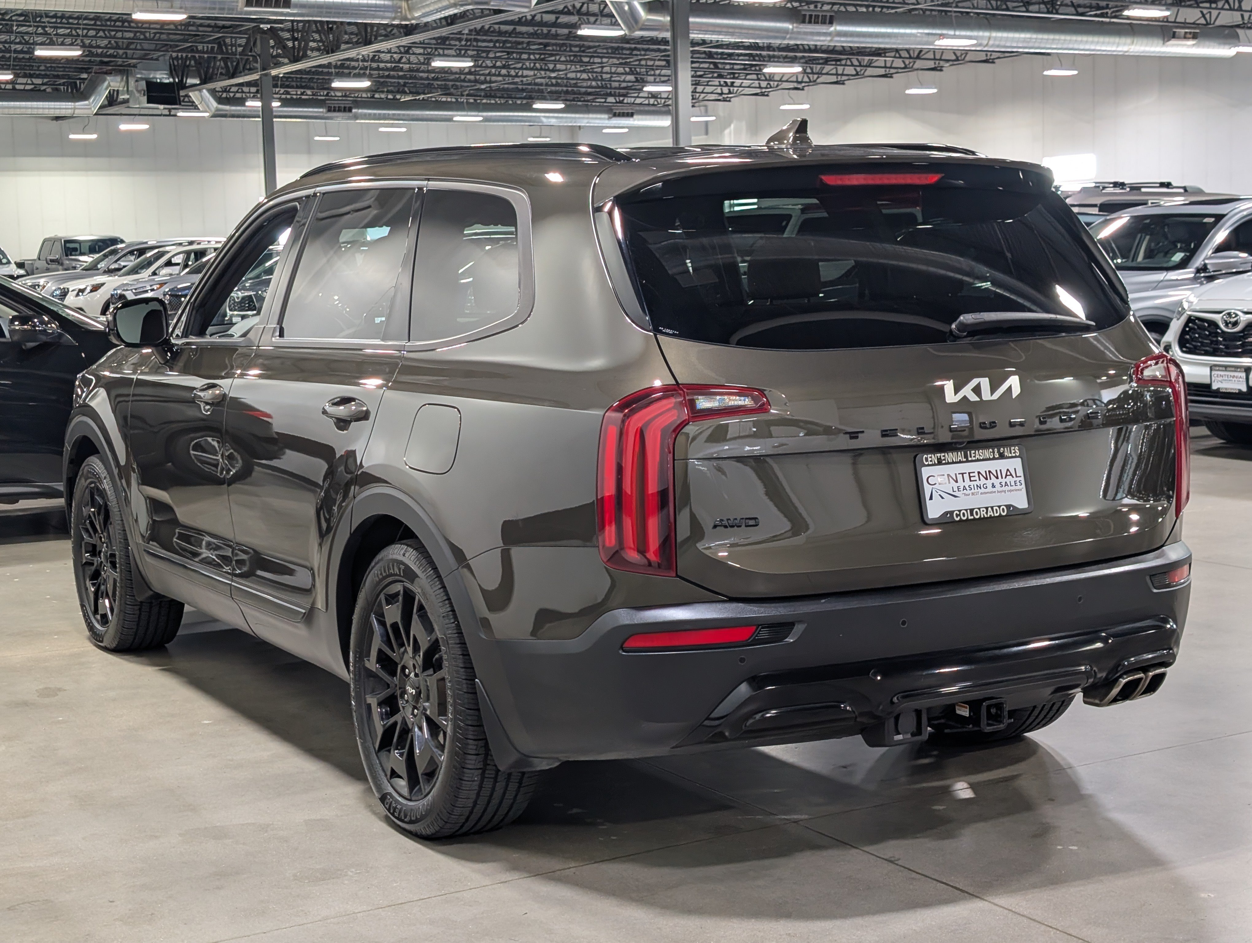 Used 2022 Kia Telluride SX w/ SX Prestige Package AWD/4WD image 5