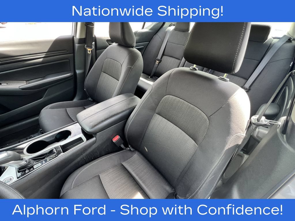 Used 2024 Nissan Altima 2.5 SV FWD image 24