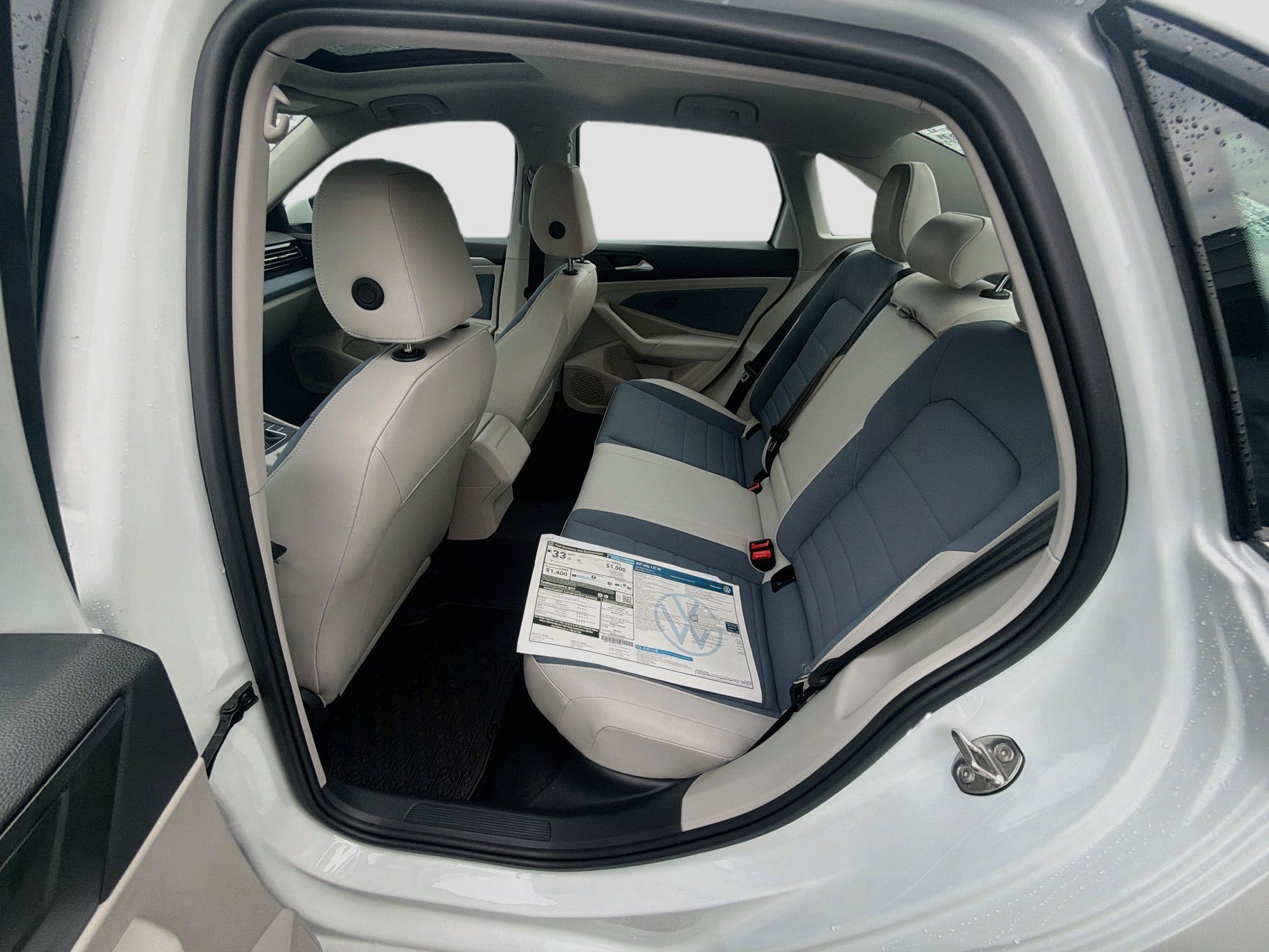 New 2027 Volkswagen Jetta SE FWD image 19