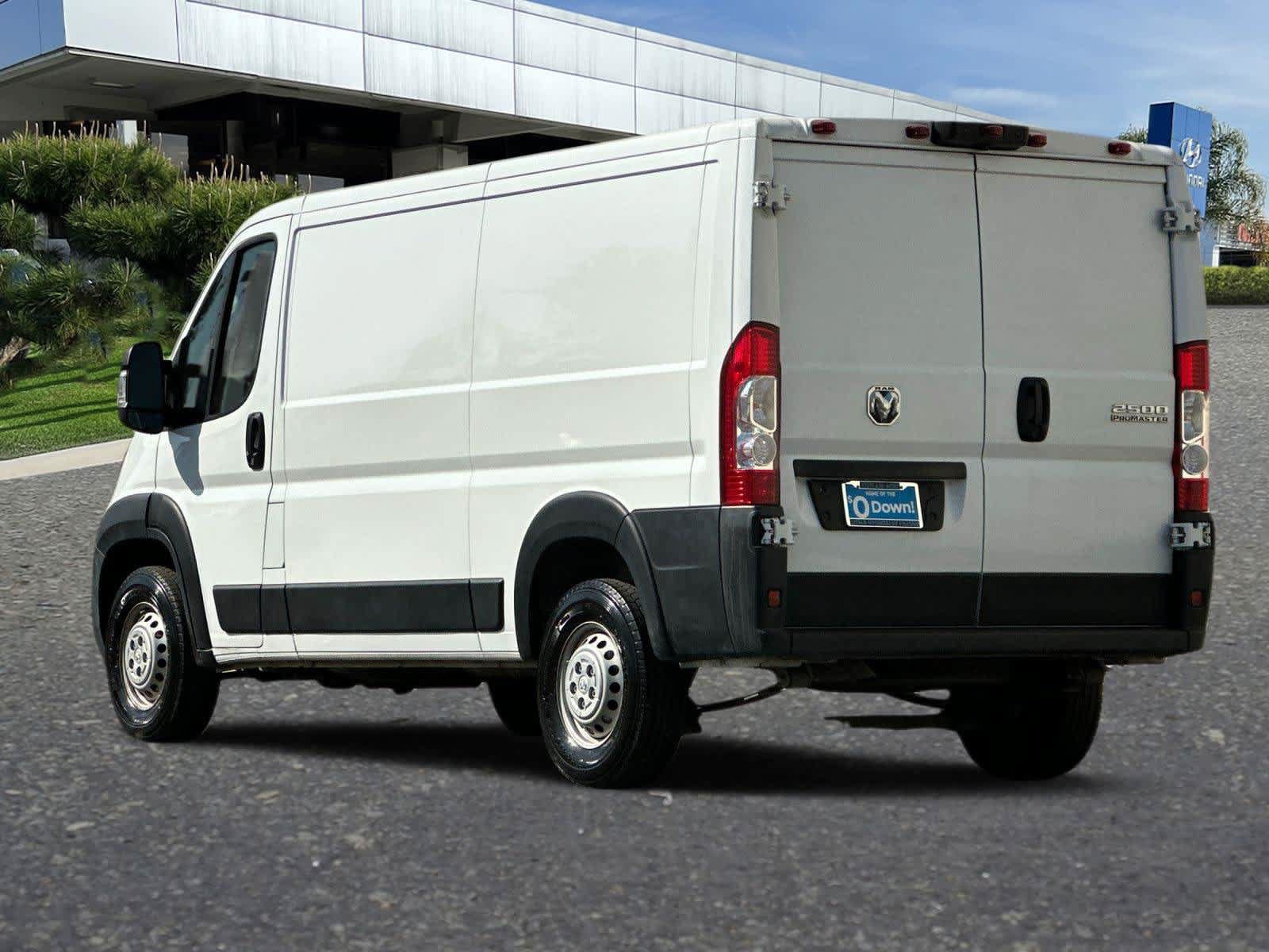 Used 2025 RAM ProMaster 2500 w/ Convenience Group FWD image 6