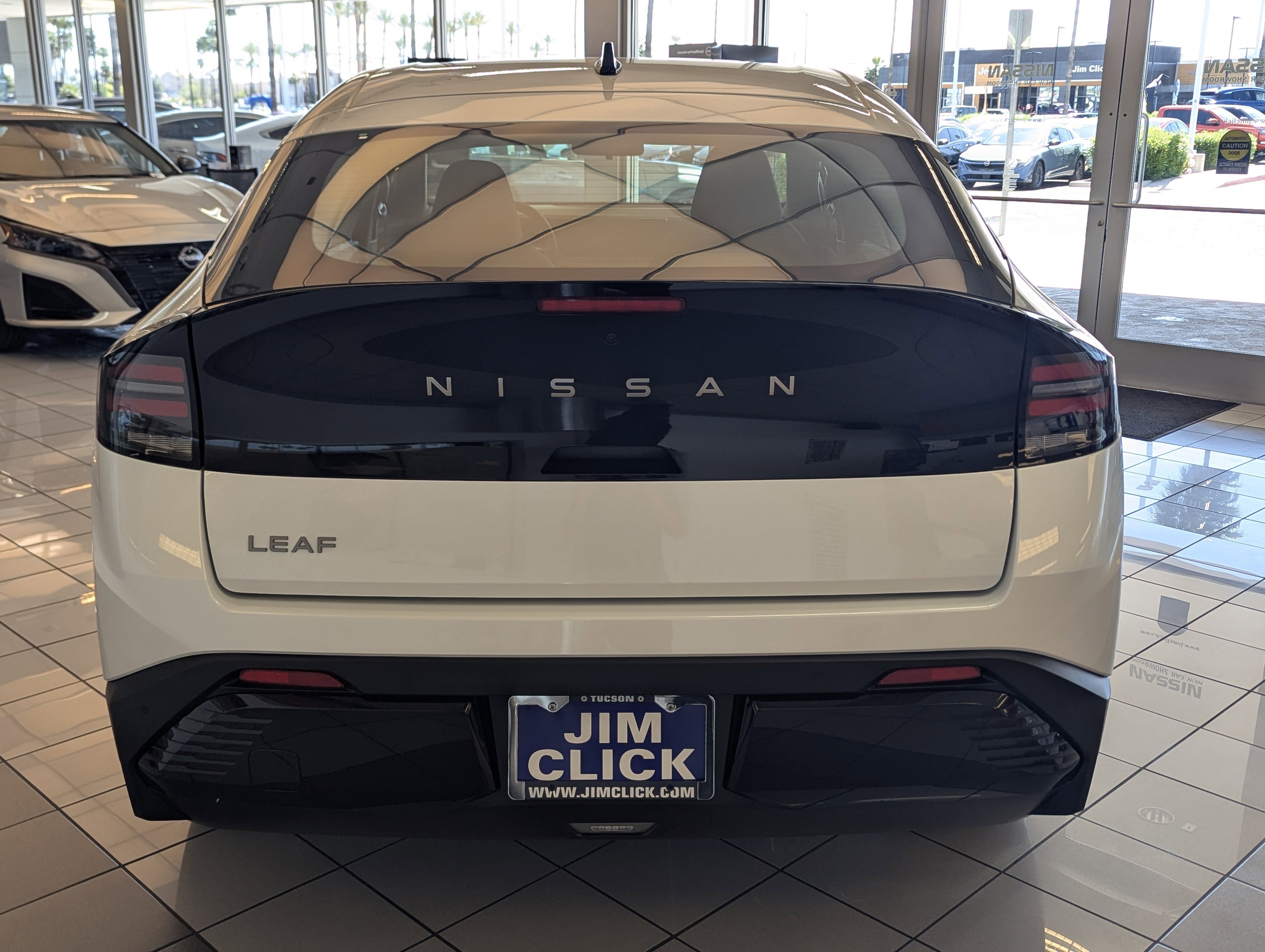 New 2026 Nissan Leaf image 3