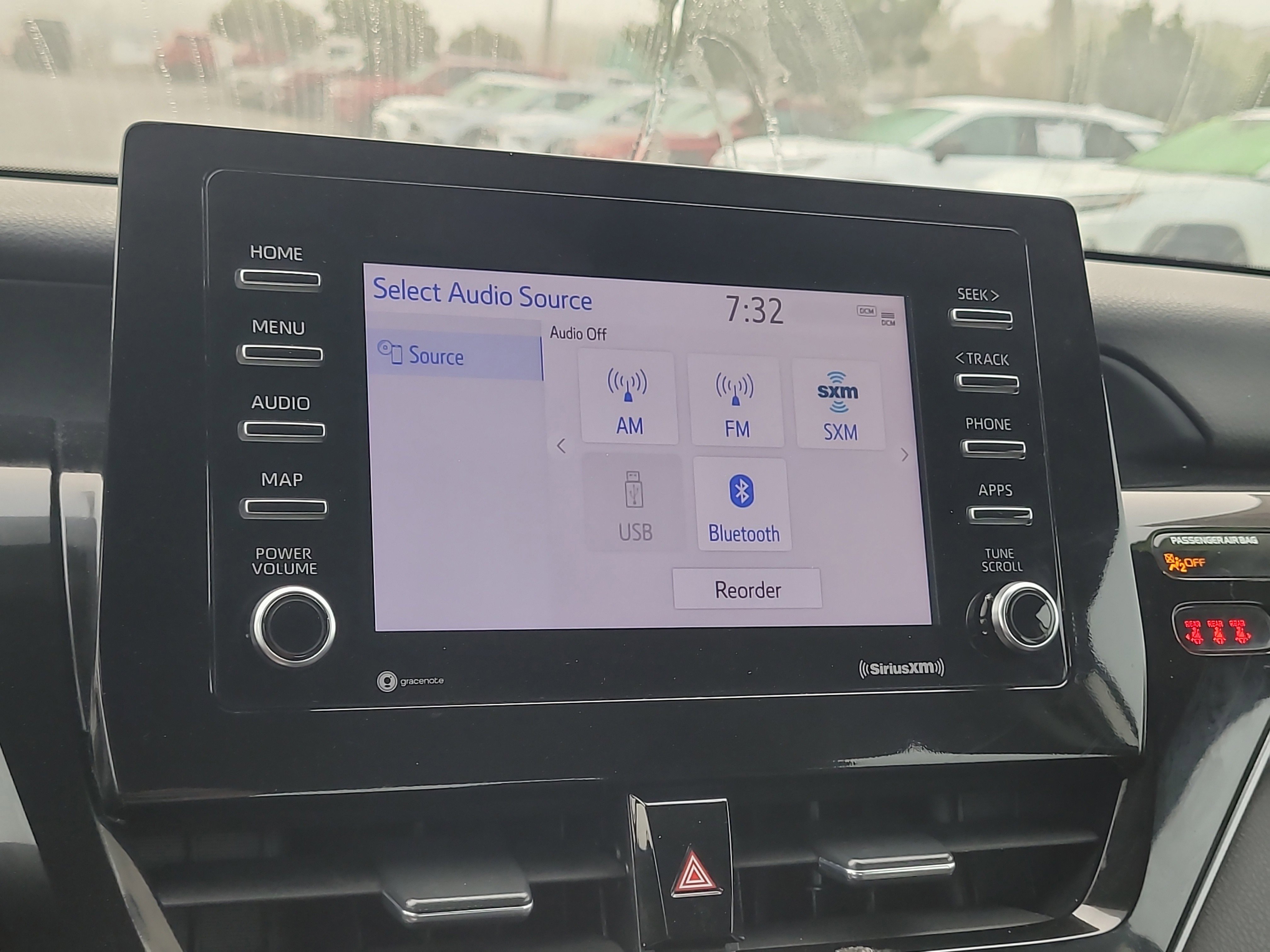 Used 2024 Toyota Camry SE image 21