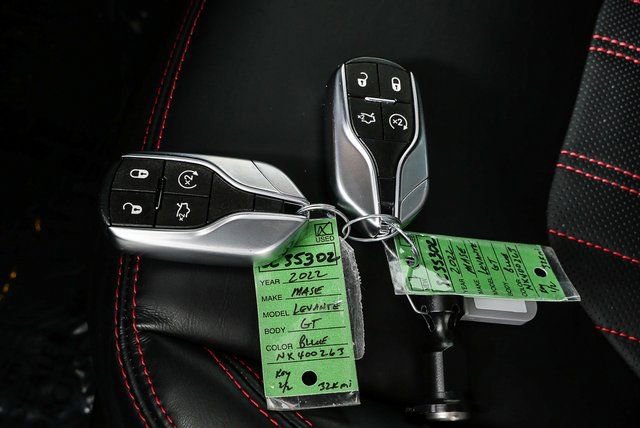 Certified 2022 Maserati Levante GT image 40