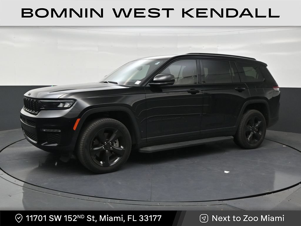 Used 2024 Jeep Grand Cherokee L Limited w/ Black Appearance Package AWD/4WD image 1