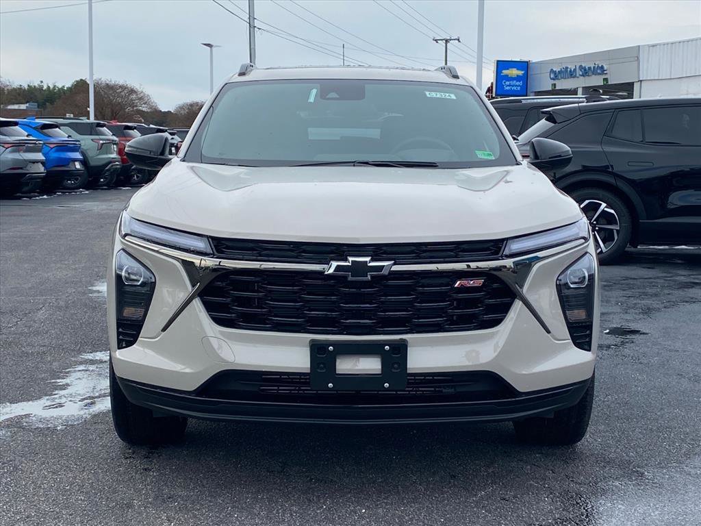 New 2026 Chevrolet Trax RS w/ Sunroof Package image 6