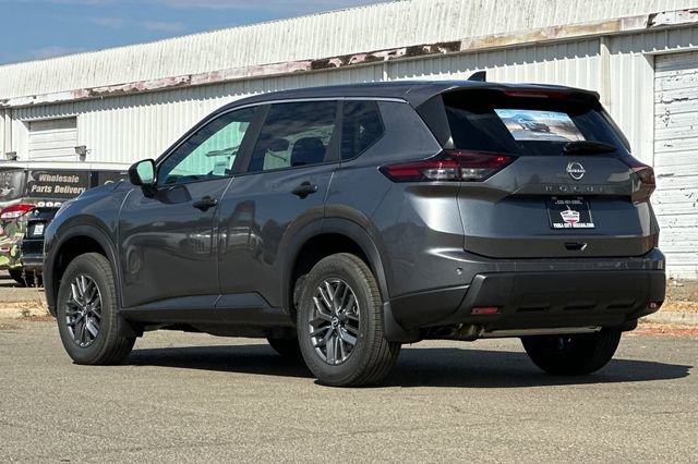 New 2026 Nissan Rogue S image 6