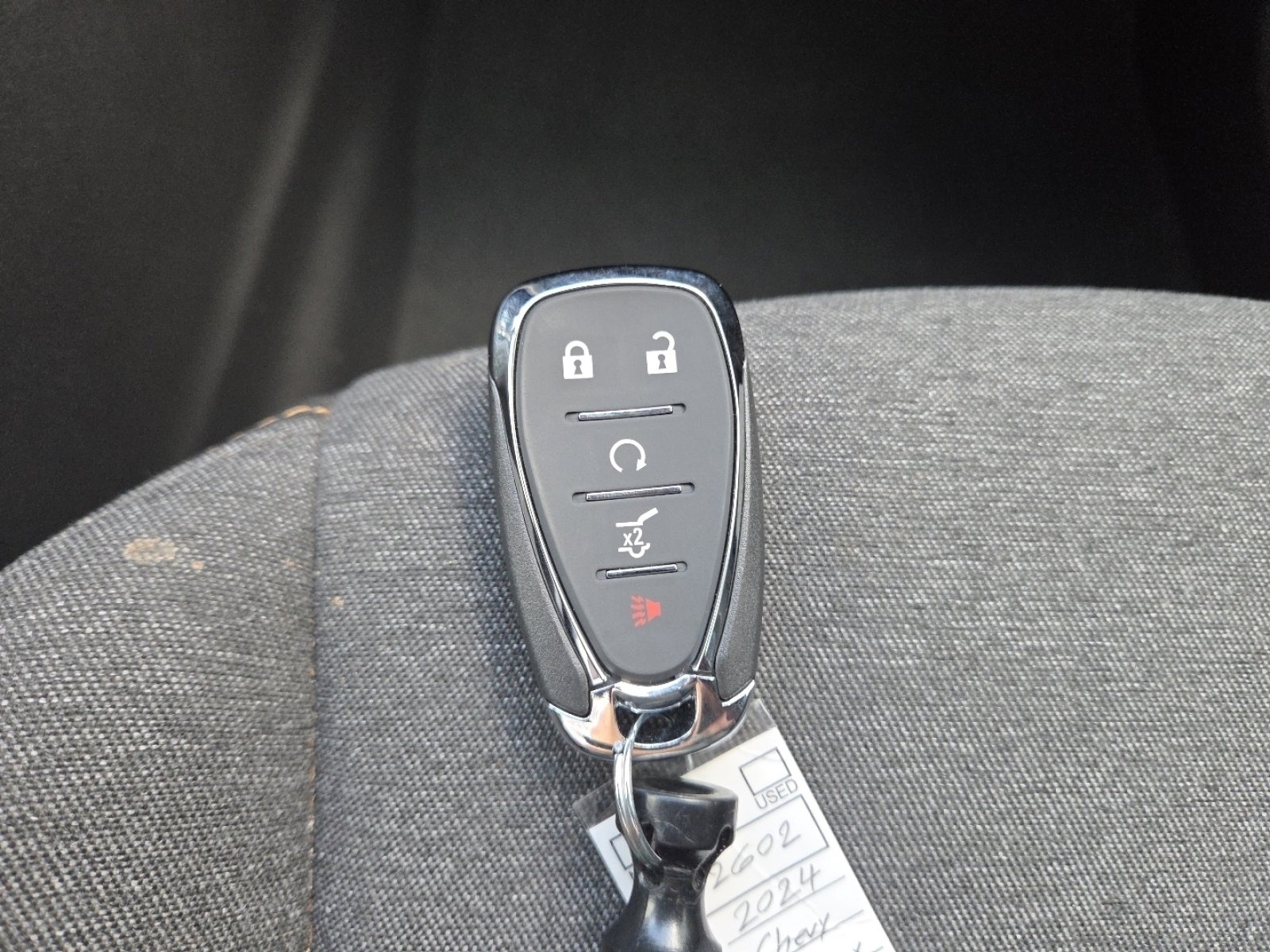 Used 2024 Chevrolet Equinox LT FWD image 36