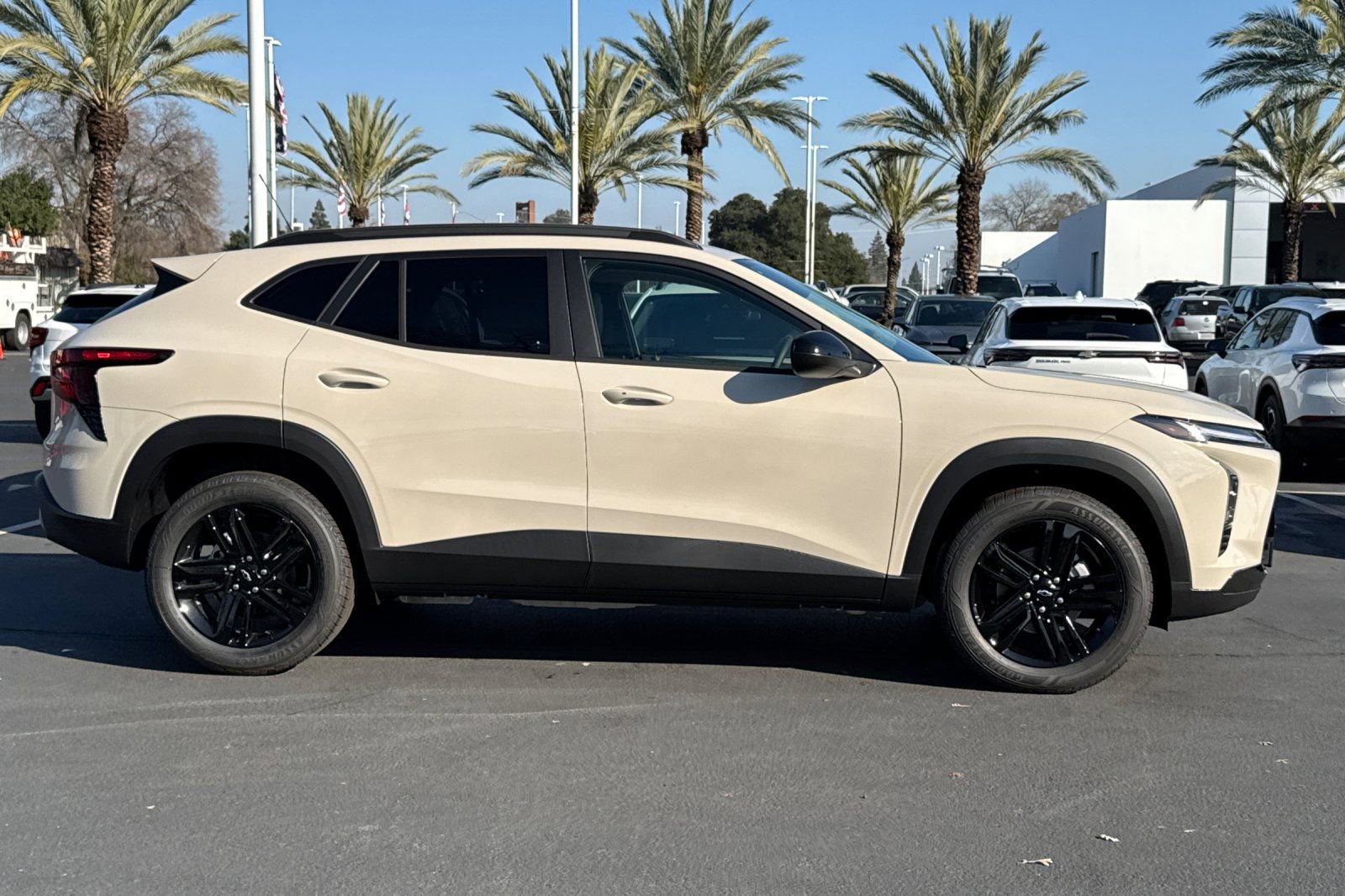 New 2026 Chevrolet Trax ACTIV w/ Driver Confidence Package image 2