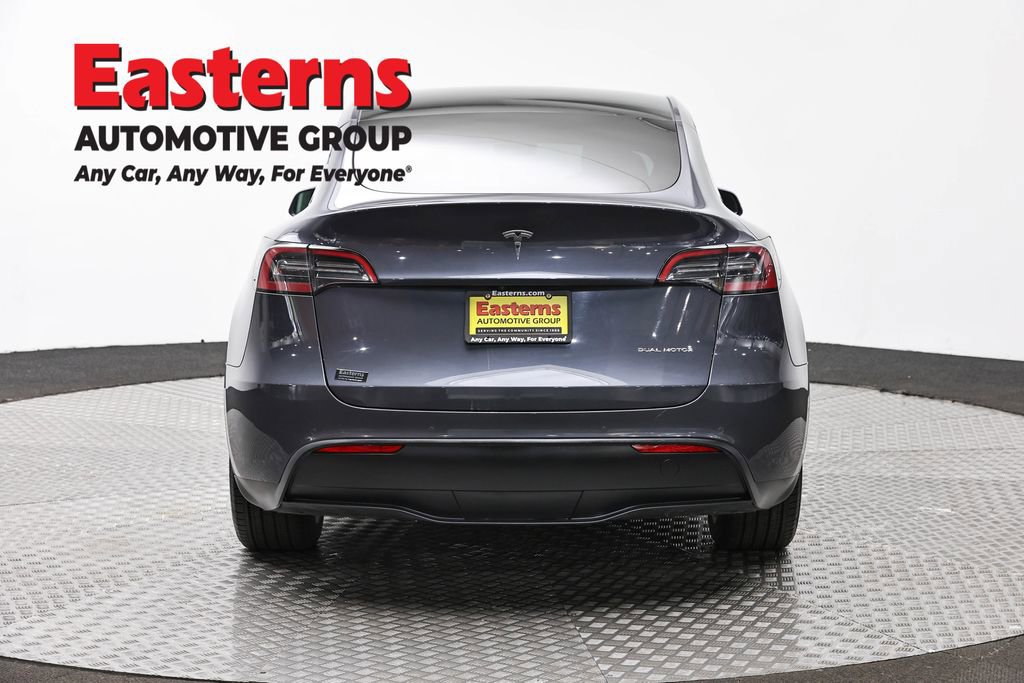Used 2022 Tesla Model Y Long Range image 6