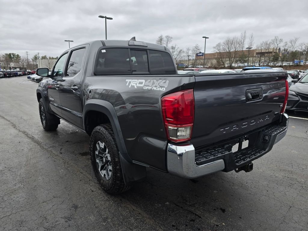 Used 2016 Toyota Tacoma TRD Off-Road w/ Towing Package image 6