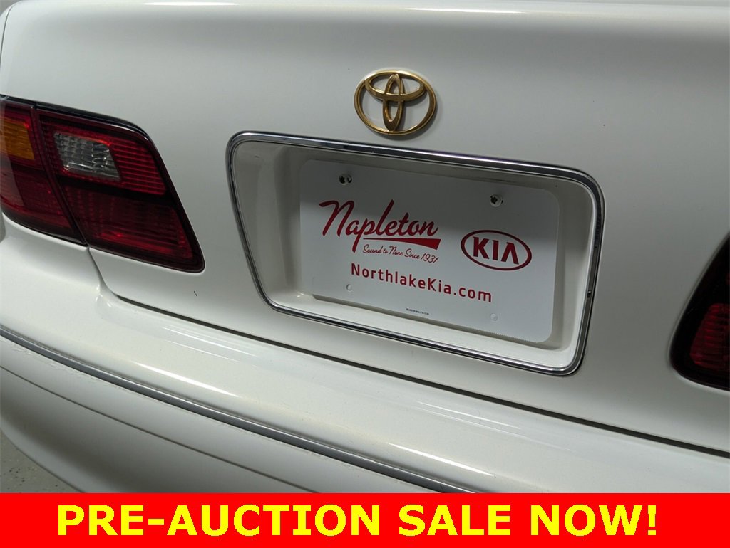 Used 1999 Toyota Avalon XL image 8