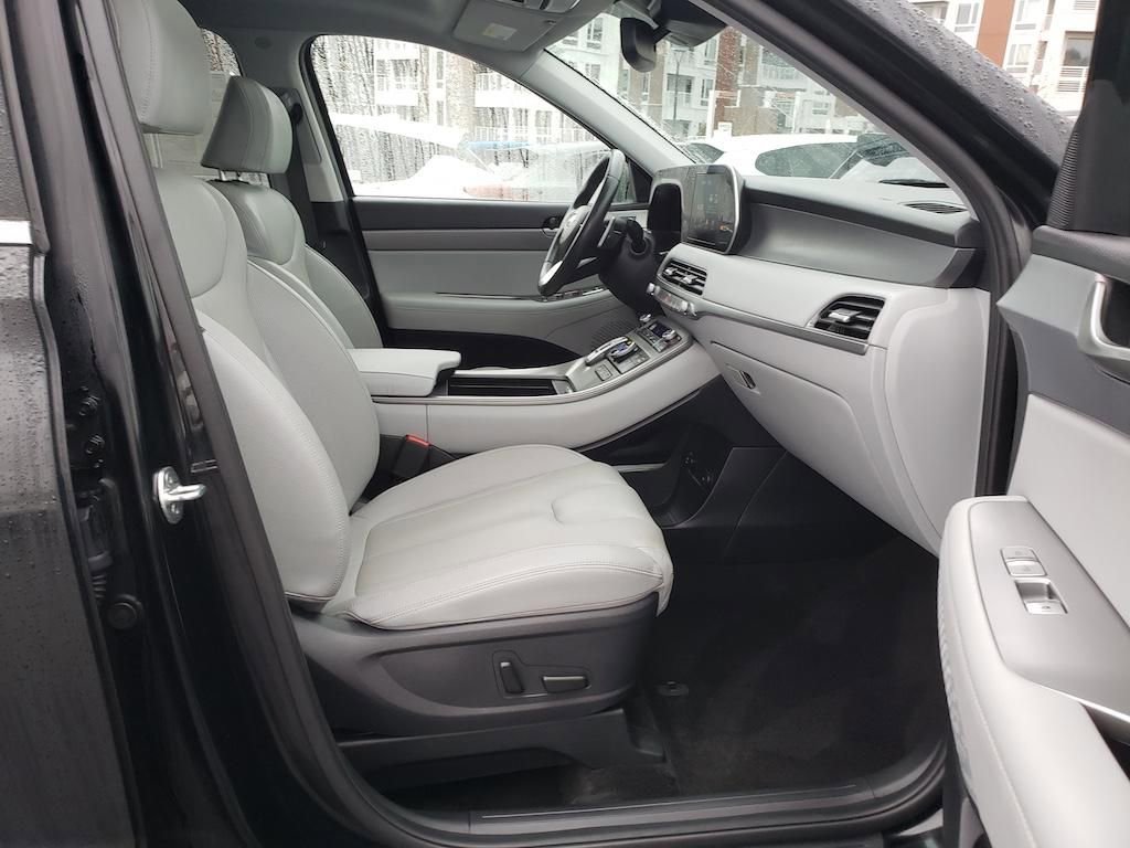 Used 2020 Hyundai Palisade SEL w/ Premium Package image 24