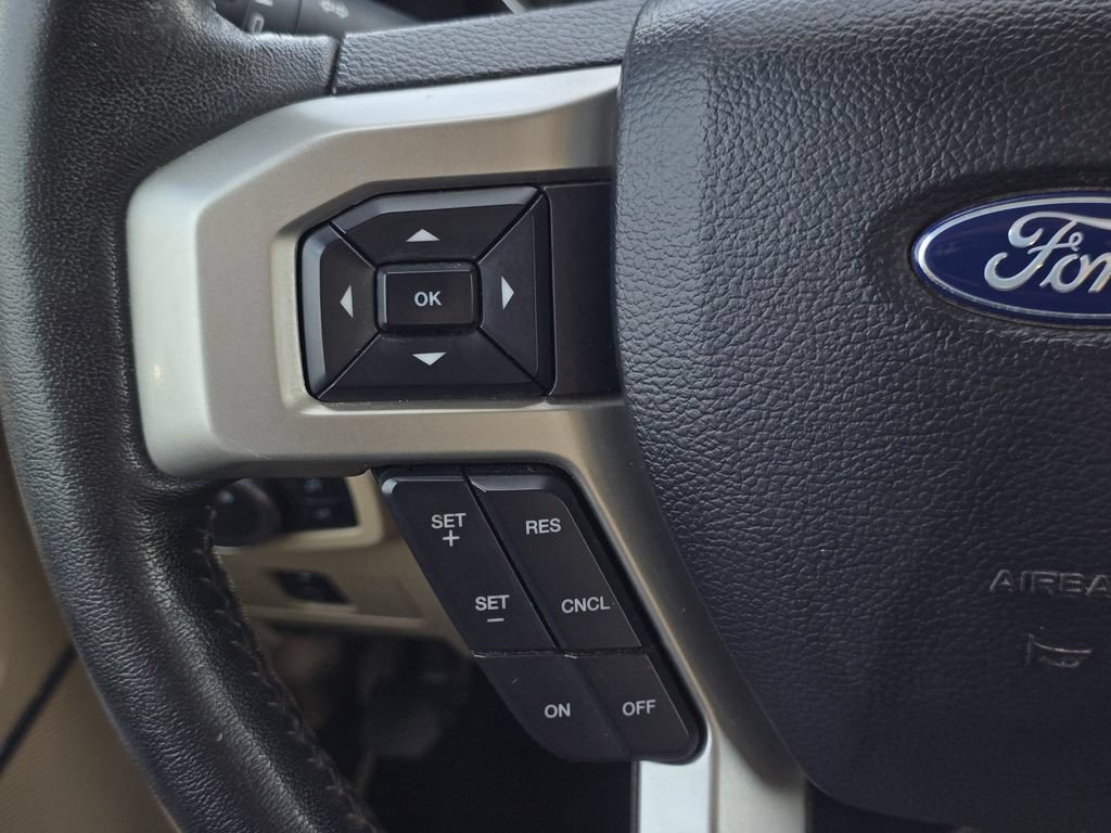 Used 2020 Ford F250 Lariat w/ Chrome Package AWD/4WD image 14
