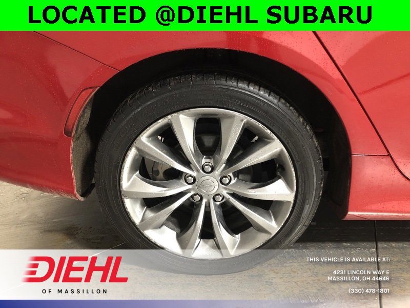 Used 2016 Chrysler 200 S w/ Comfort Group image 9