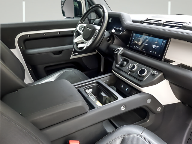Used 2023 Land Rover Defender 90 S AWD/4WD image 24