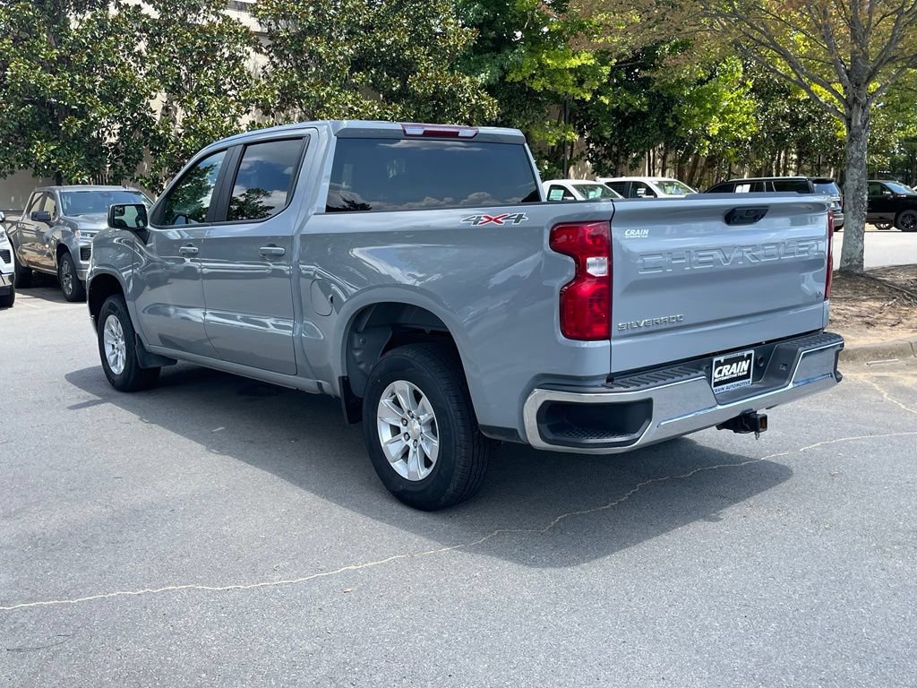 Used 2024 Chevrolet Silverado 1500 LT AWD/4WD image 5