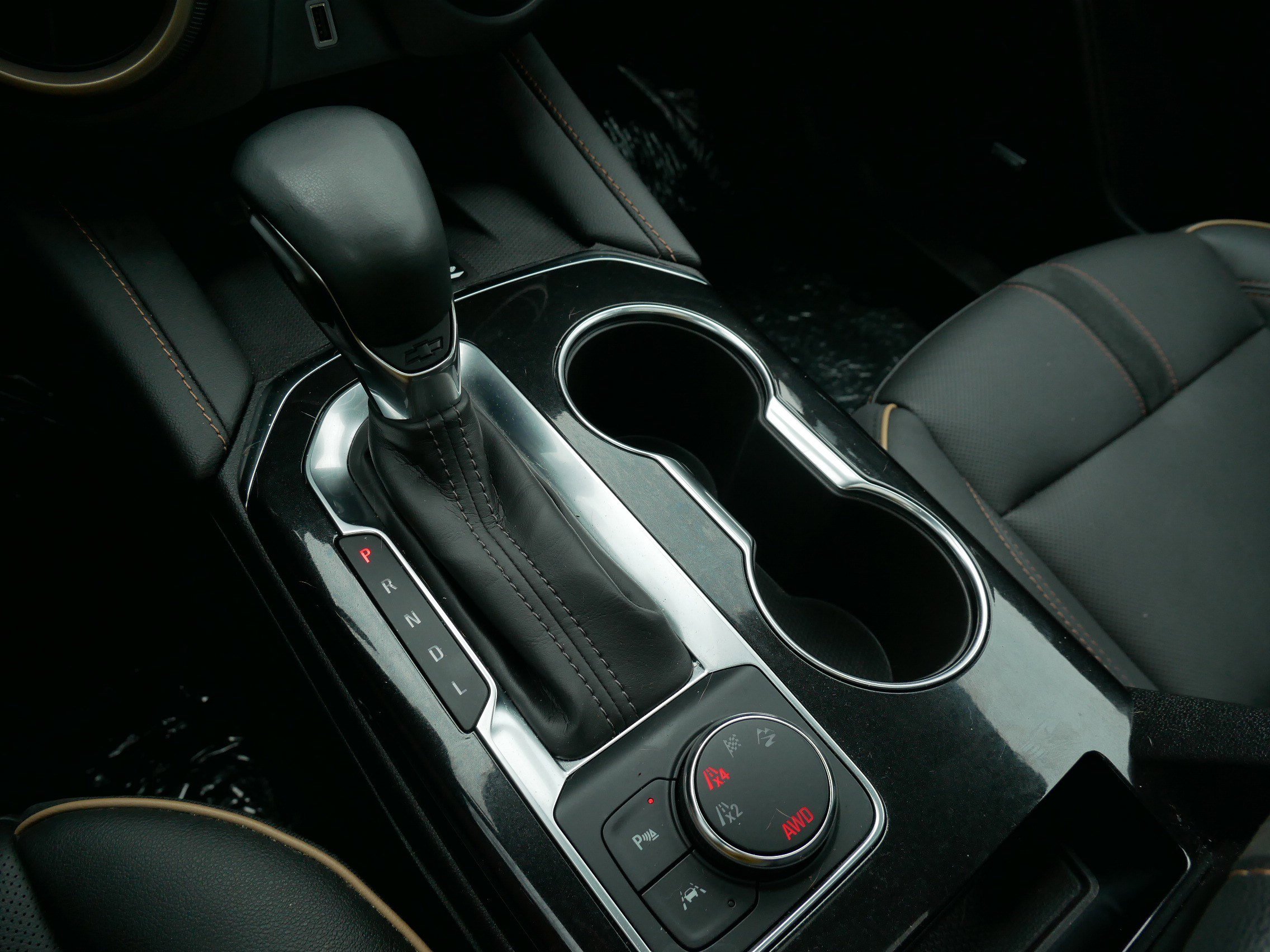 Used 2024 Chevrolet Blazer Premier w/ Driver Confidence II Package image 24