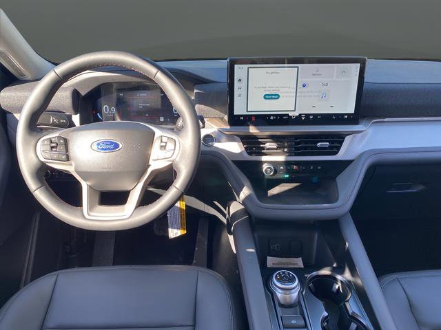 New 2026 Ford Explorer Active w/ Active Comfort Package image 5