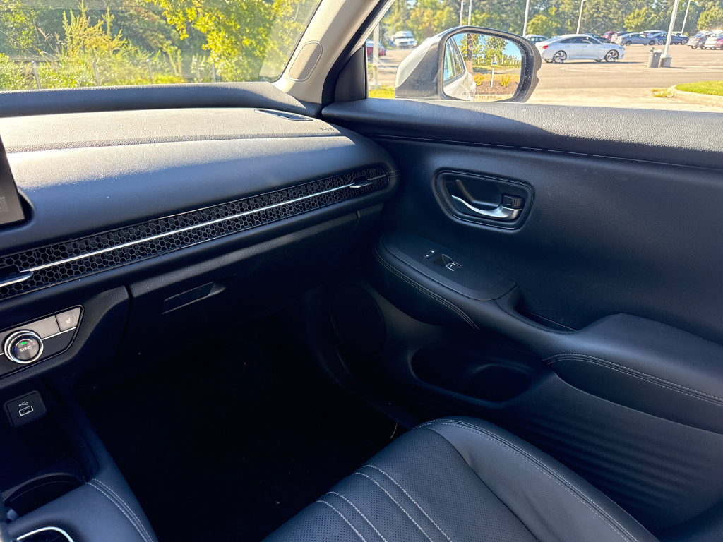 Certified 2024 Honda HR-V EX-L image 18