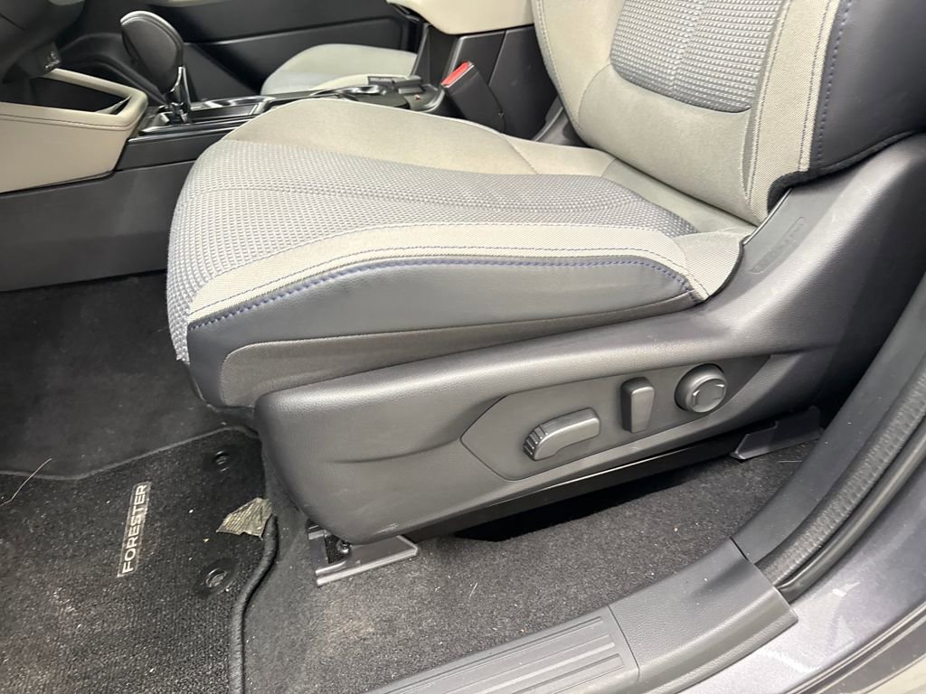 Certified 2026 Subaru Forester Premium image 12