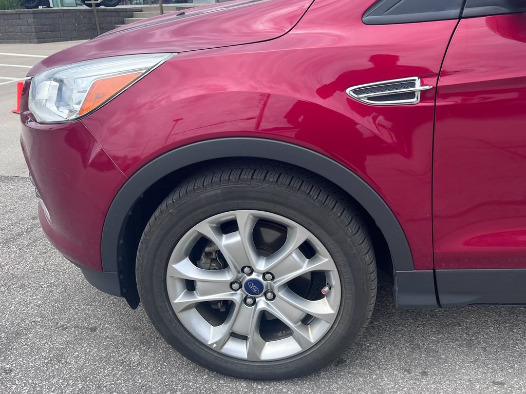 Used 2013 Ford Escape SEL AWD/4WD image 30