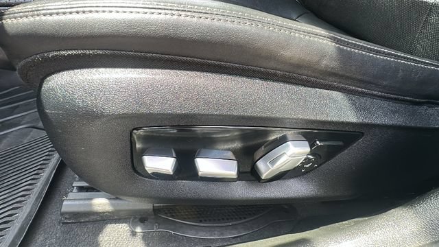 Used 2017 BMW 530i xDrive AWD/4WD image 23