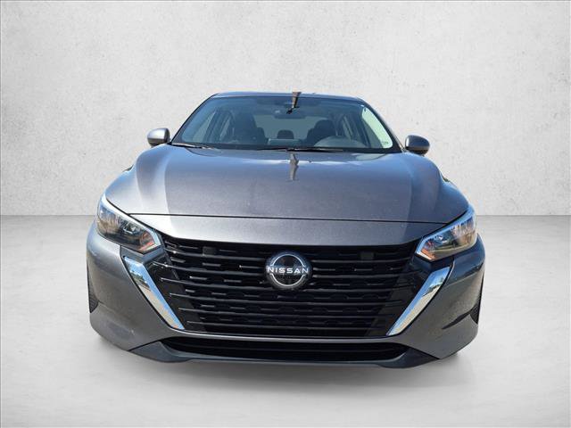 Used 2025 Nissan Sentra SV FWD image 2