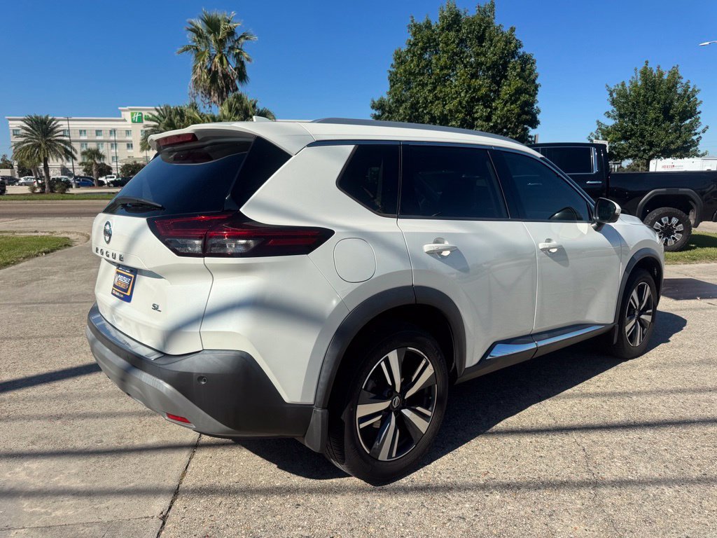 Used 2021 Nissan Rogue SL w/ Premium Package FWD image 4