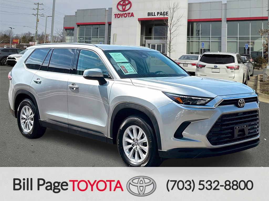Used 2025 Toyota Grand Highlander XLE image 1