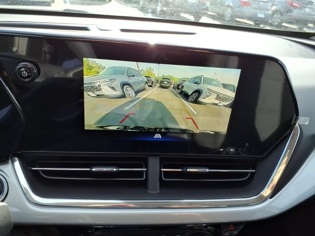 New 2026 Chevrolet Trax LT FWD image 12