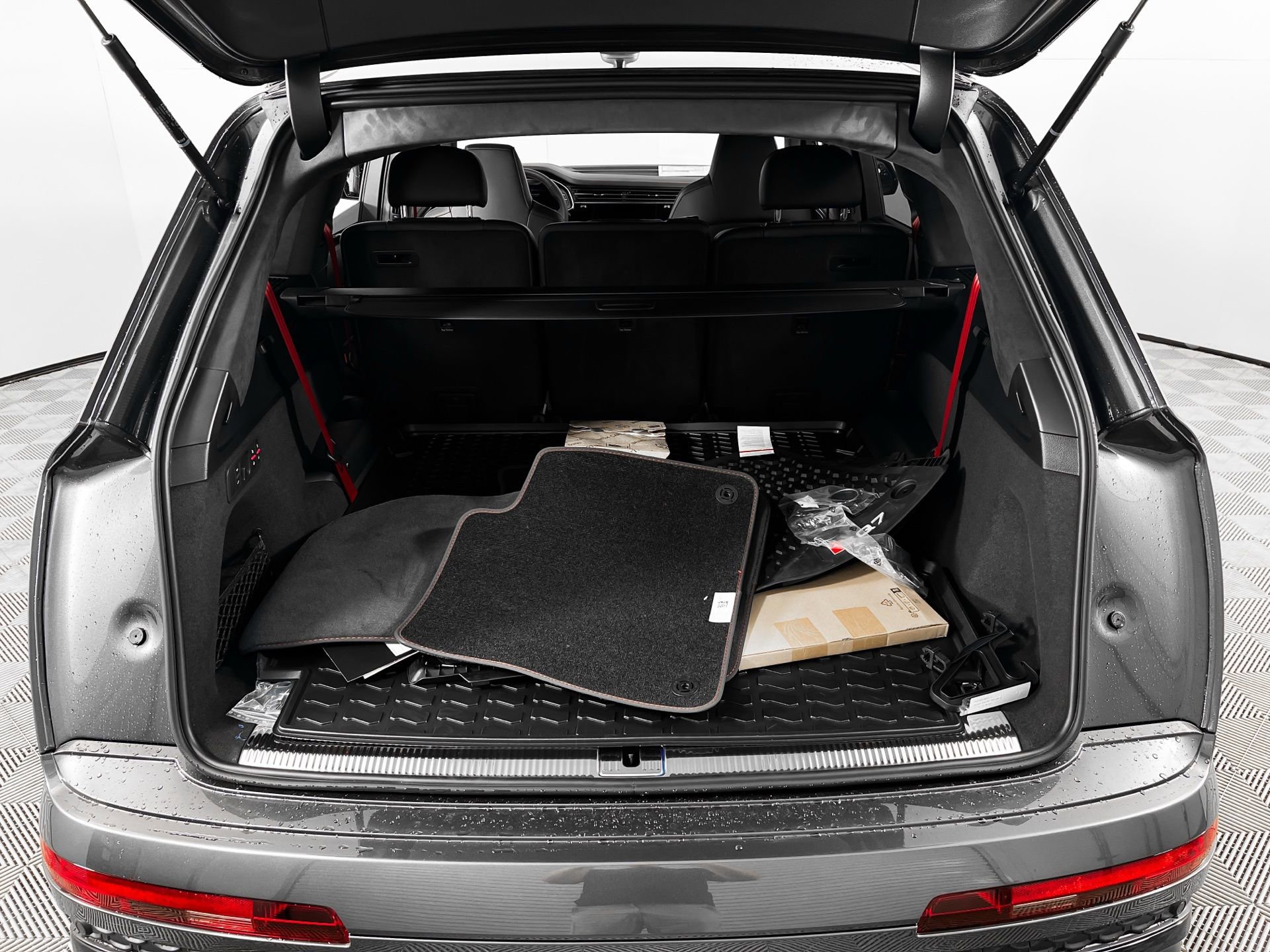 New 2026 Audi SQ7 Prestige image 35