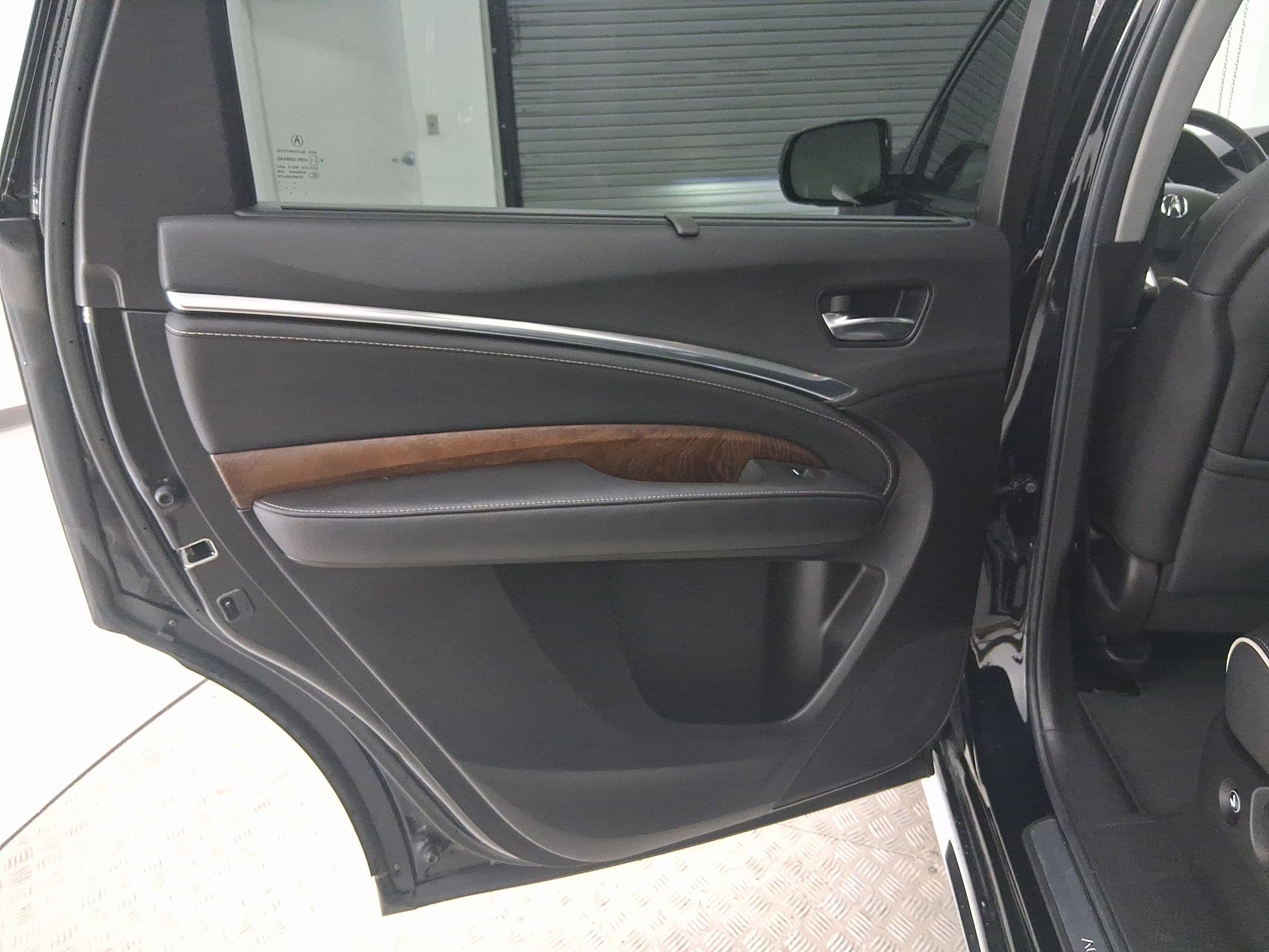 Used 2020 Acura MDX w/Advance Pkg image 27