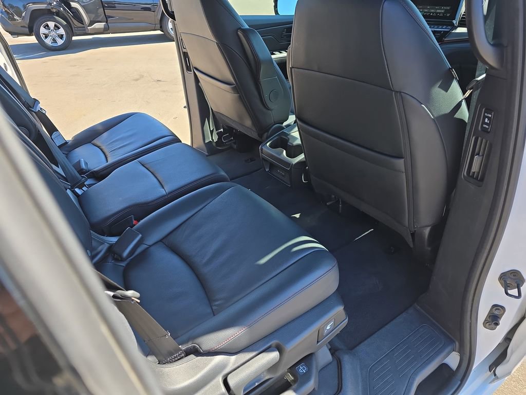 Used 2025 Honda Odyssey Sport-L image 14