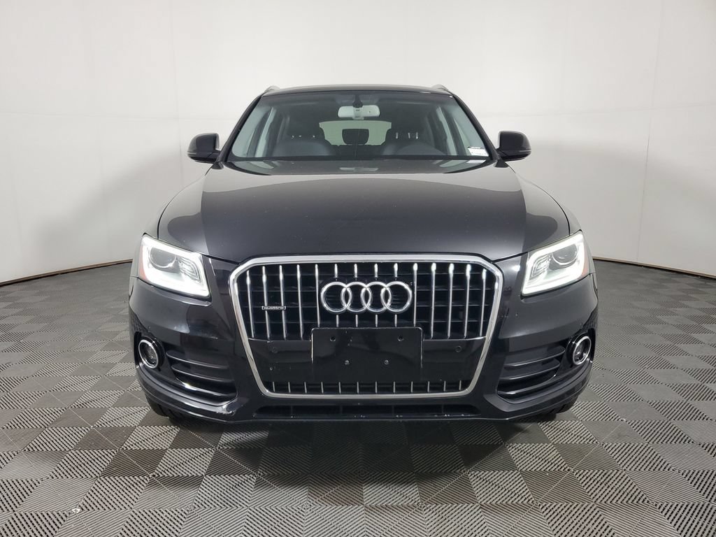 Used 2017 Audi Q5 2.0T Premium Plus w/ Technology Package AWD/4WD image 2