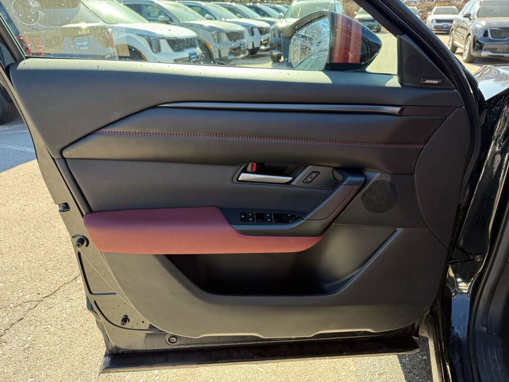 Used 2025 MAZDA CX-50 AWD 2.5 Hybrid w/ Premium Pkg image 6