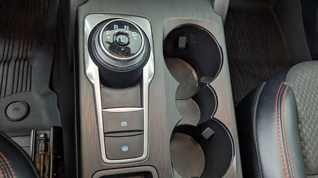 Certified 2023 Ford Escape ST-Line w/ Tech Pack #1 image 31