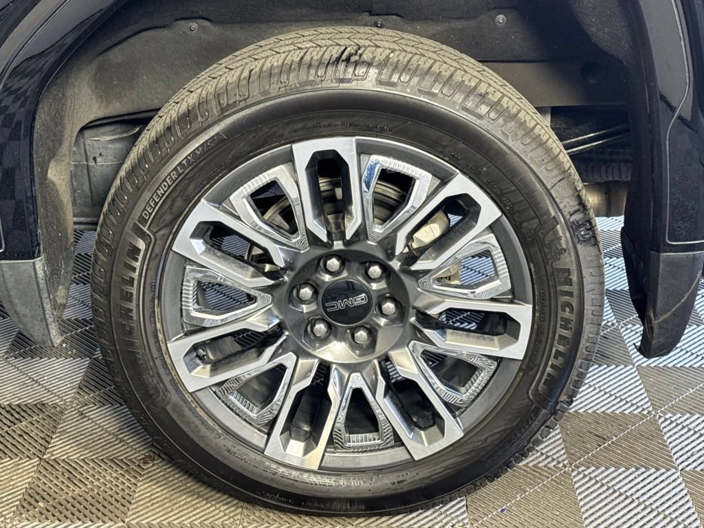Certified 2024 GMC Sierra 1500 Denali Ultimate AWD/4WD image 16